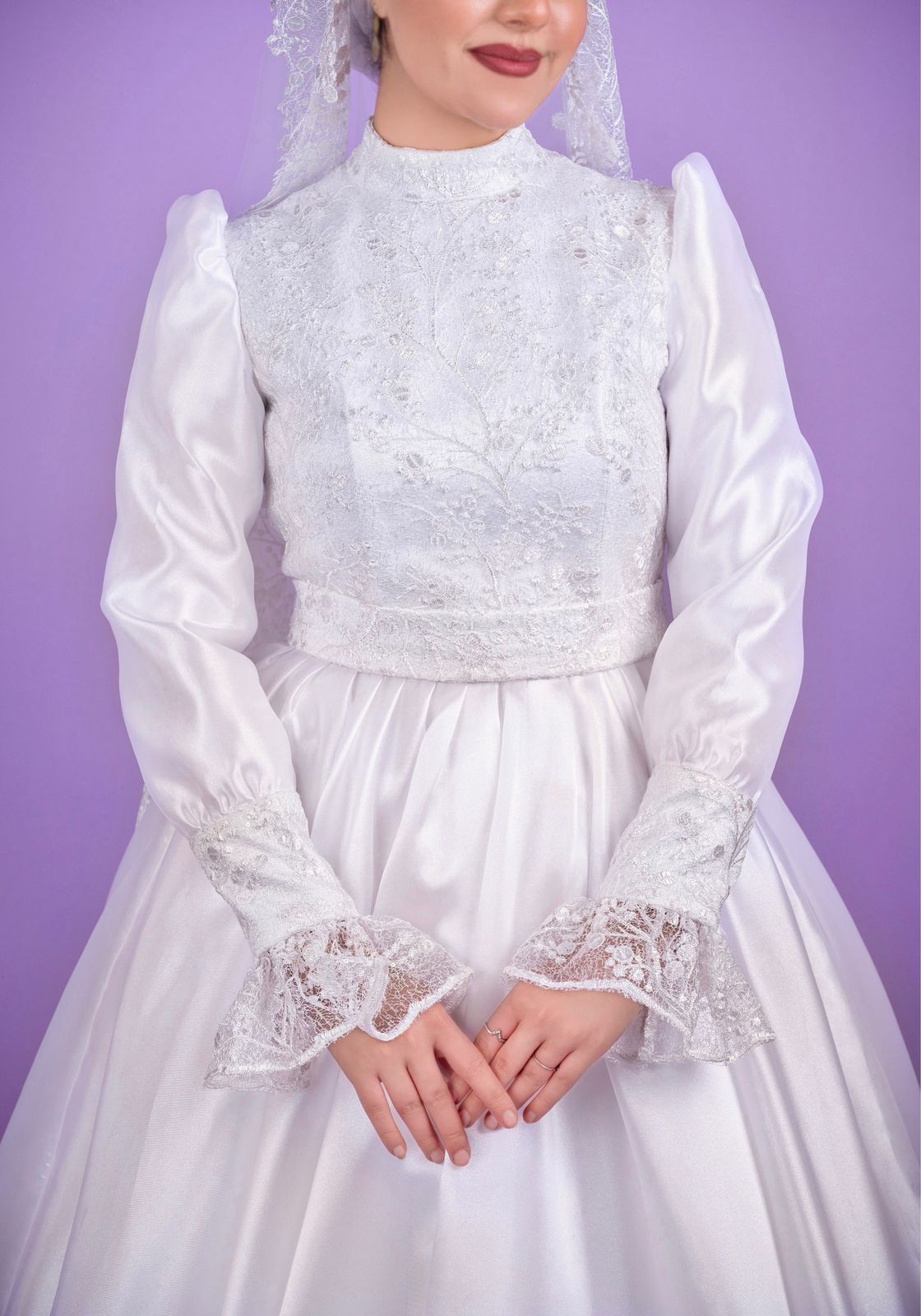 Vintage Embroidered Bridal Dress with Bridal Veil