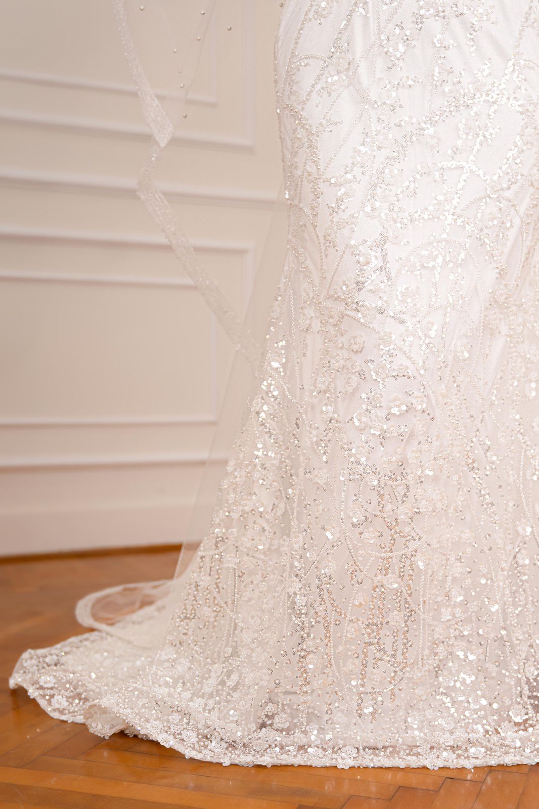 Off-white Simple Bridal Dress with Embroidered Top