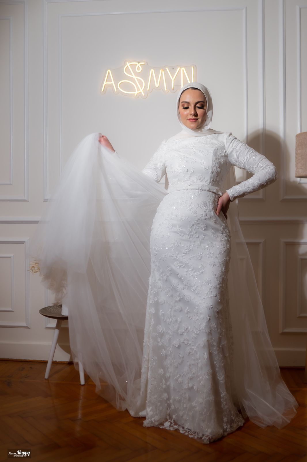 Off-white Embroidered Mermaid Bridal Dress with Toll Extension