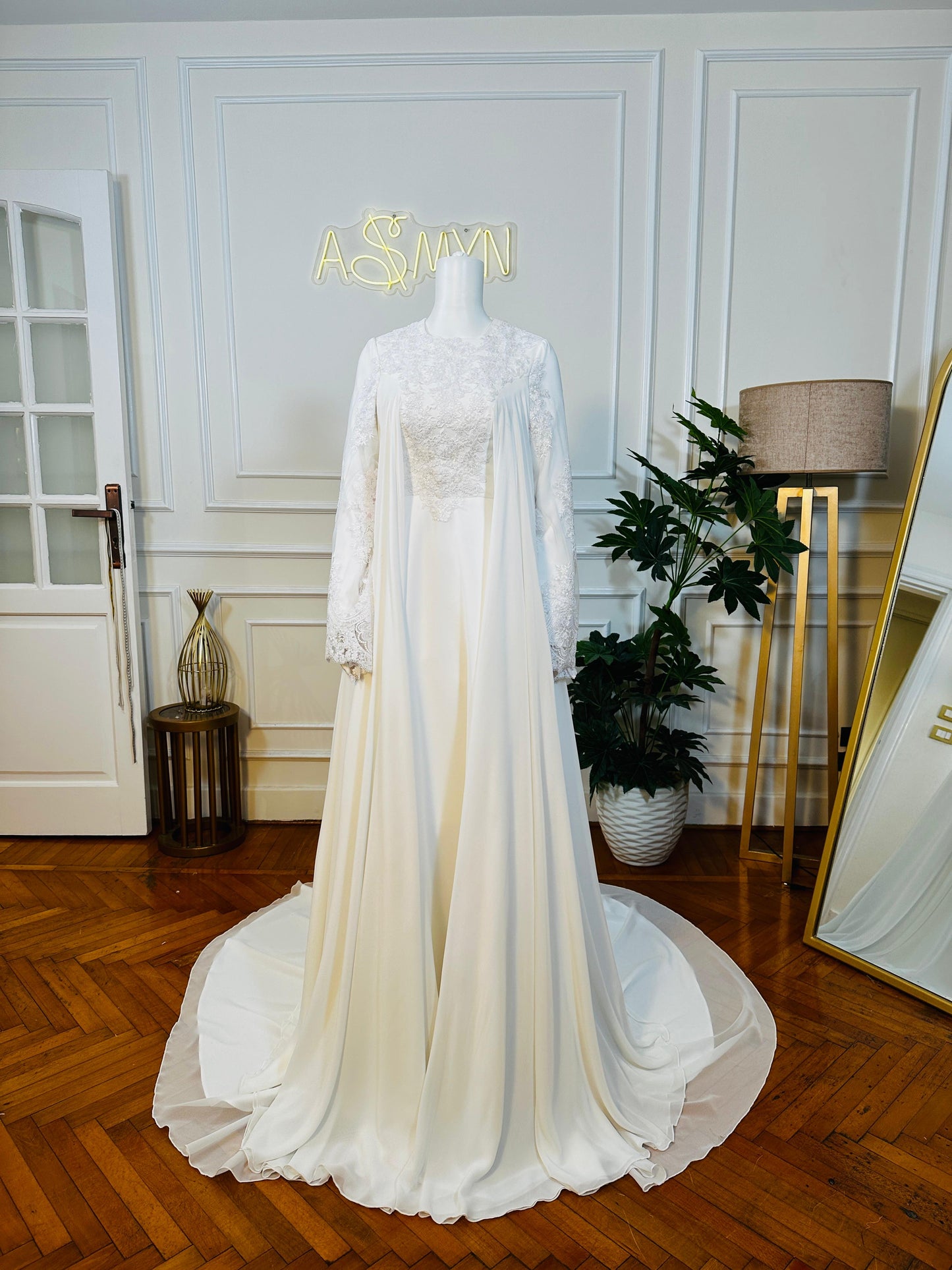 Off-white Bridal Chiffon Dress