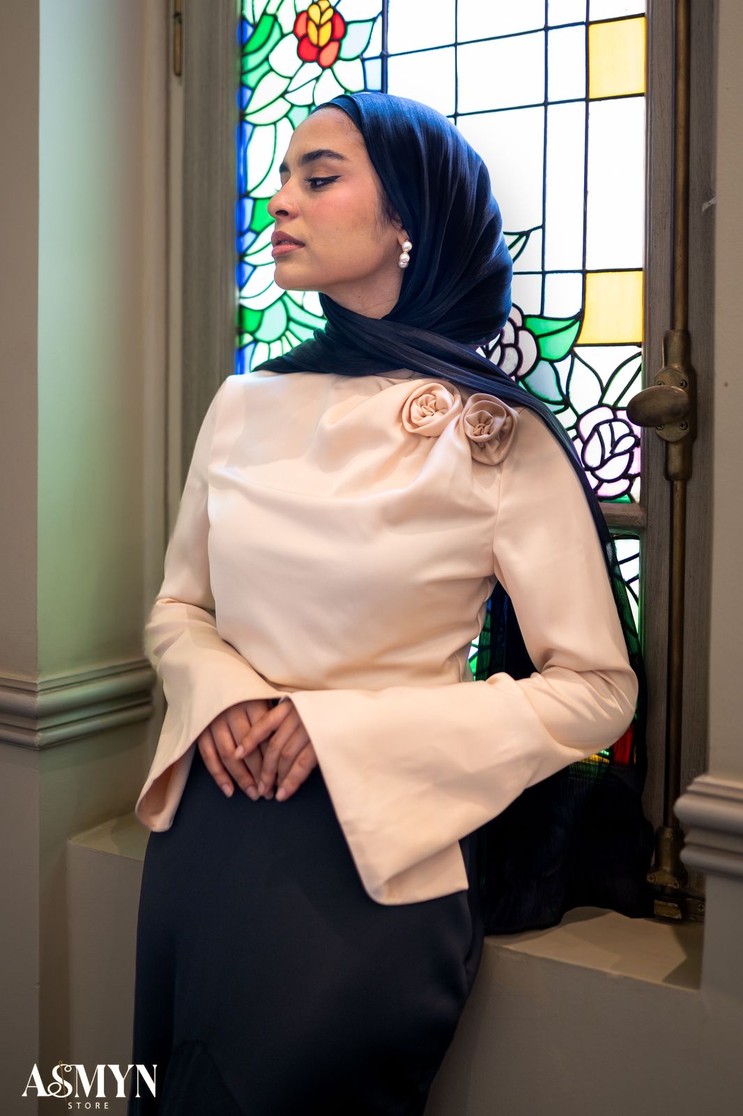 Champagne Satin Blouse with One-side Shoulder Flowers