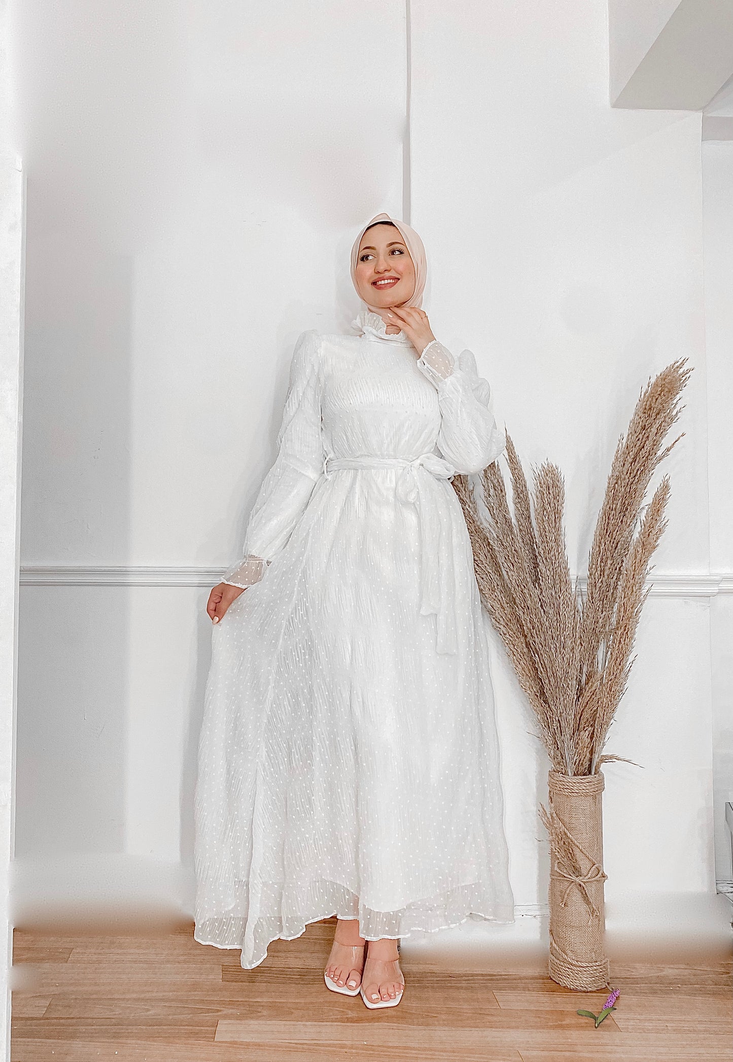 Off-white Chiffon Semi-Soiree Dress
