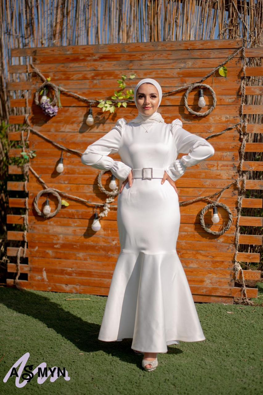 Off-white Mermaid Satin Soiree Dress