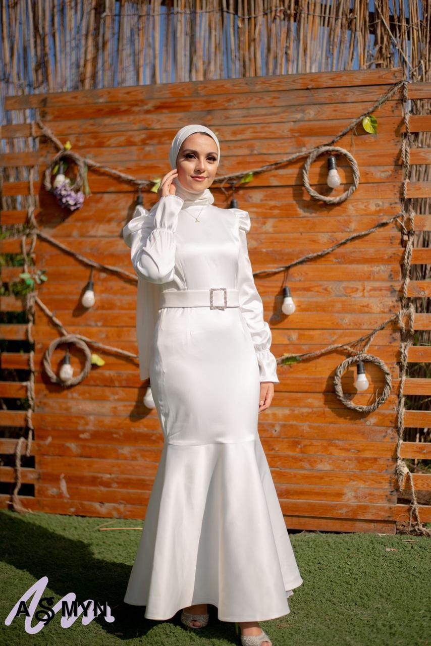Off-white Mermaid Satin Soiree Dress