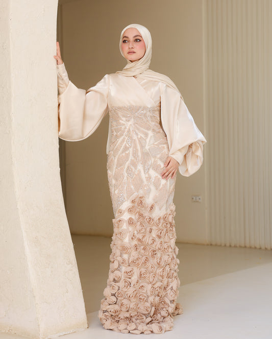 Roselle Dress in beige