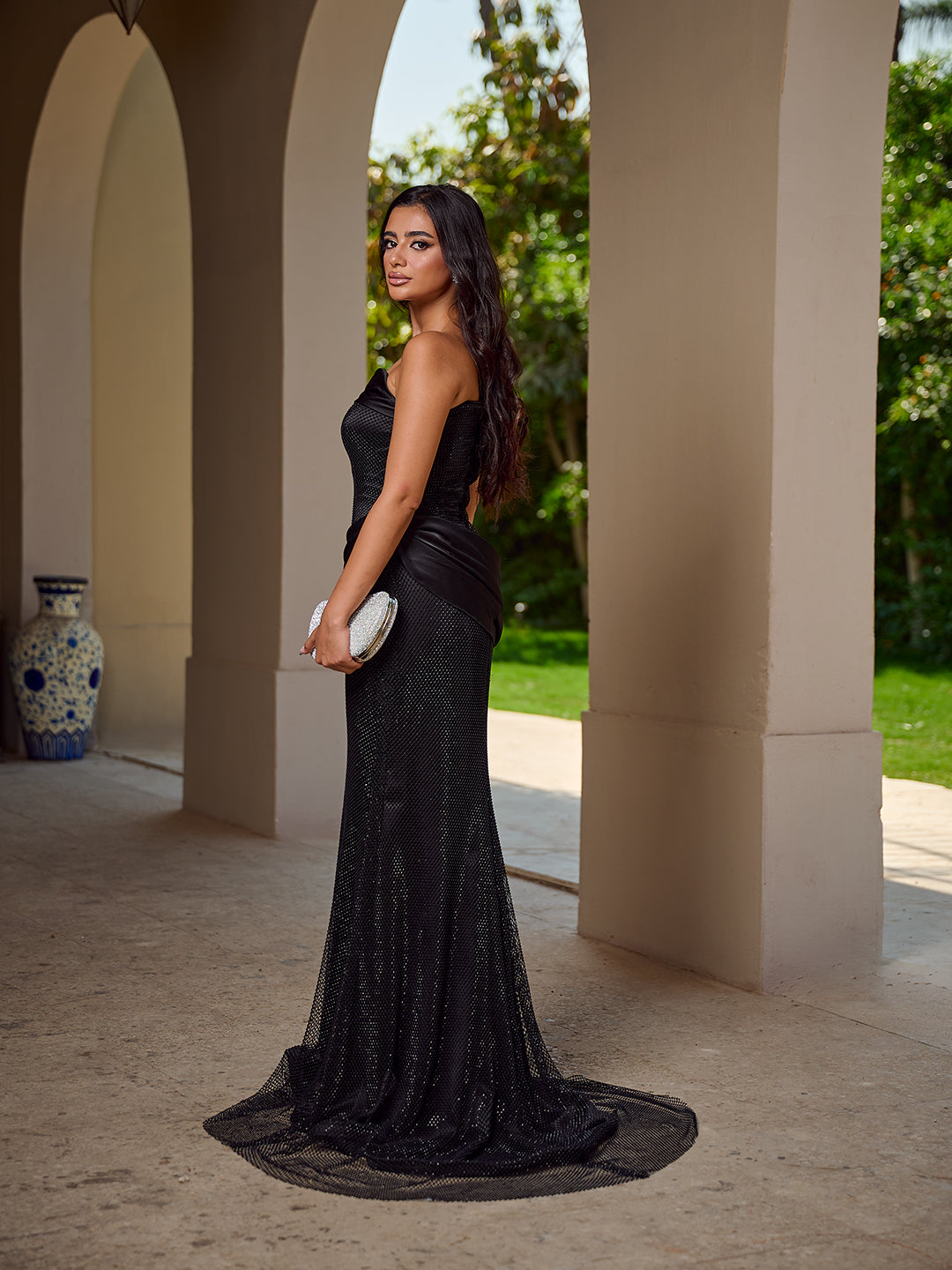 The Bold Muse Dress in black