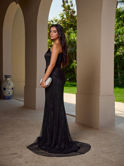 The Bold Muse Dress in black