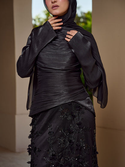 Satin & Vine set  in black
