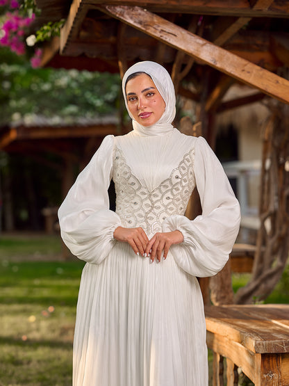 The Jewel Waist Dress white
