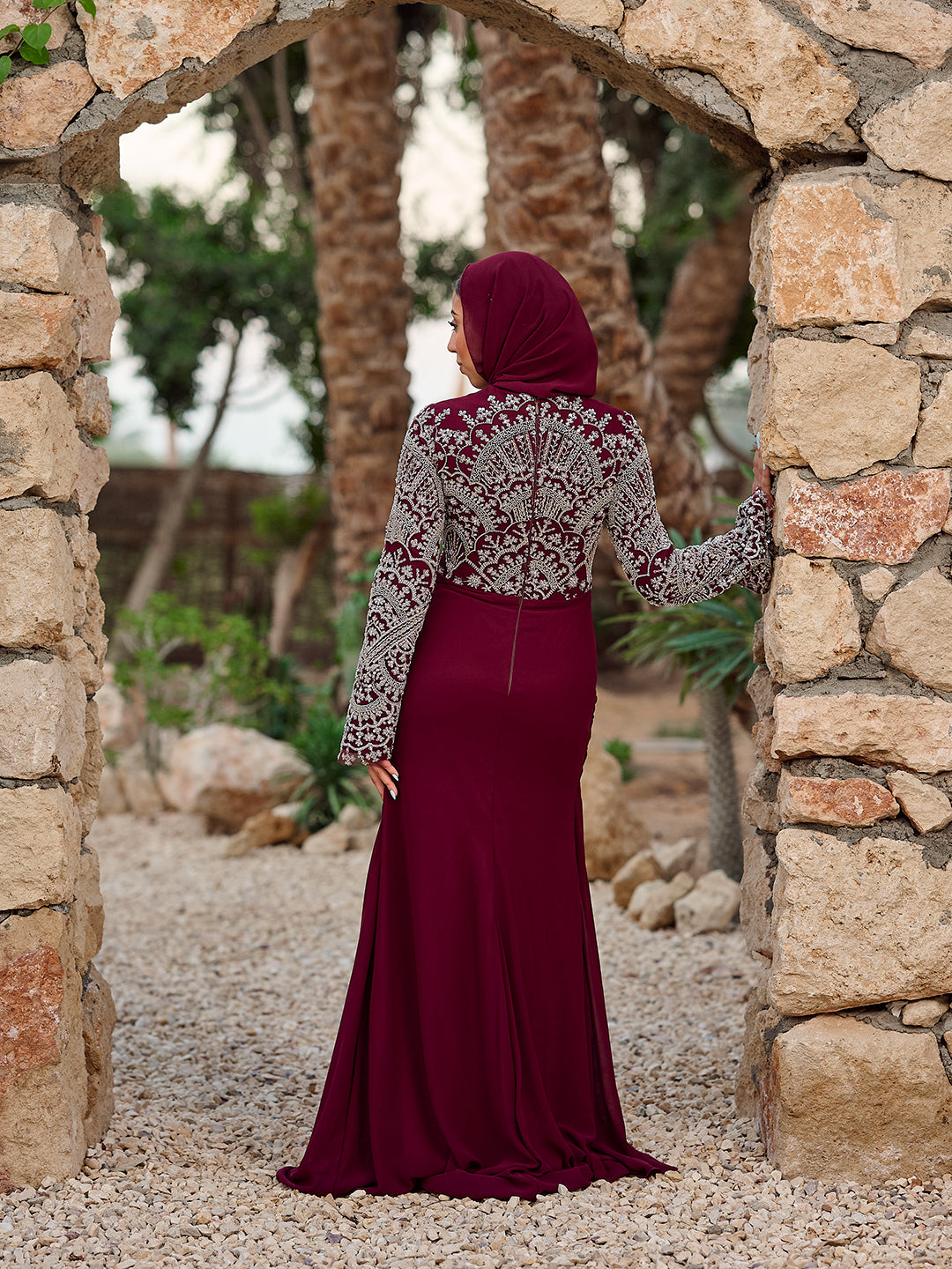 Celeste  sparkle dress in burgundy