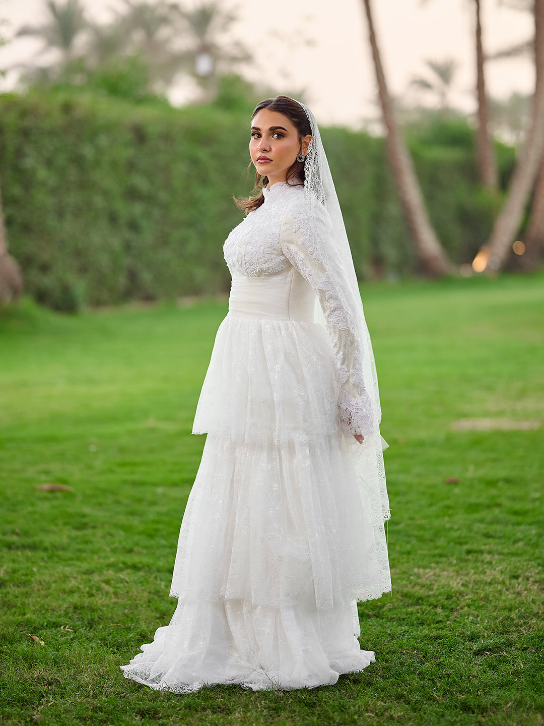 Romantic Vintage Lace Bridal Dress