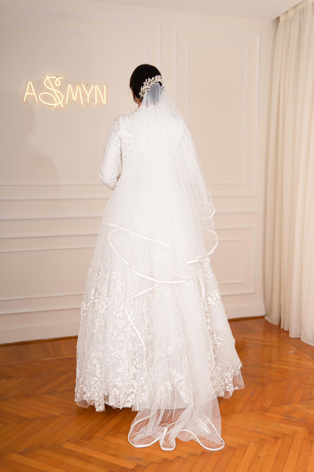 Off-white Flowery Embroidered Bridal Dress