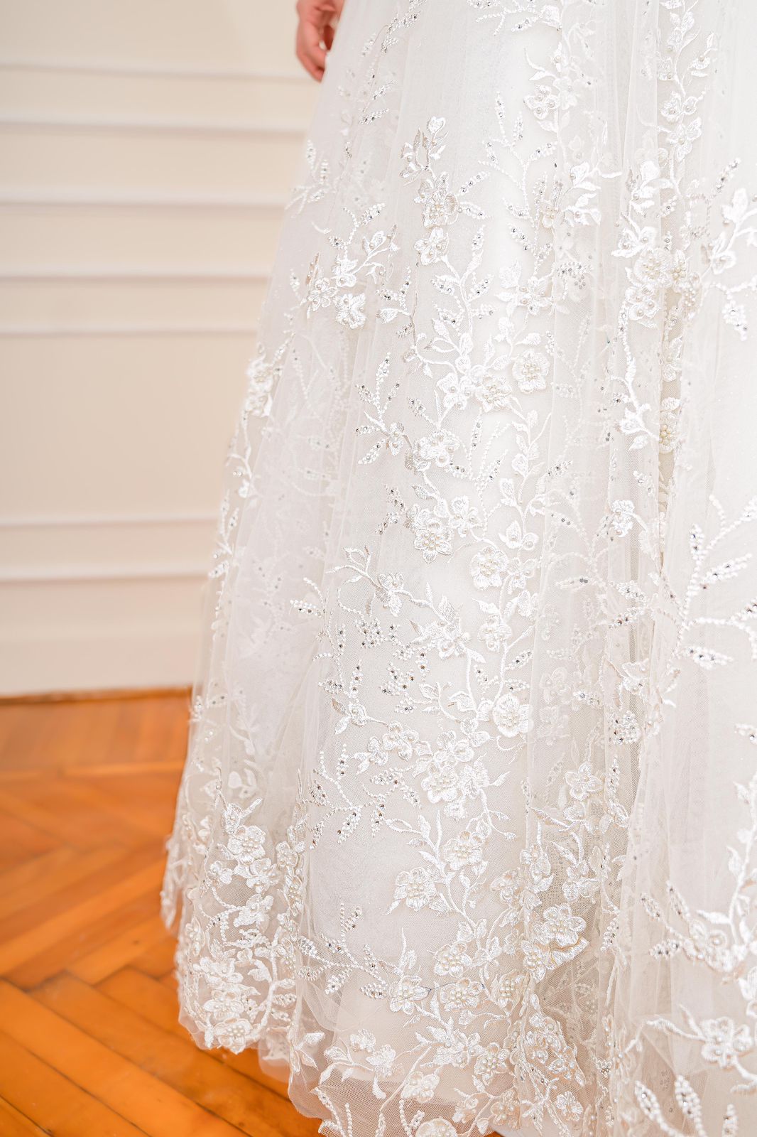 Off-white Flowery Embroidered Bridal Dress