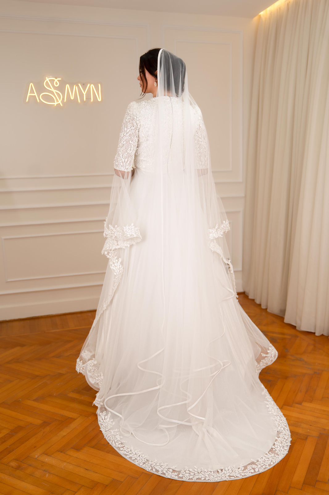 Off-white Embroidered Bridal Dress