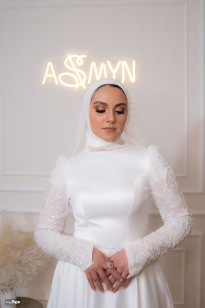 Off-white Princess Bridal Dress with Embroidered Sleeves