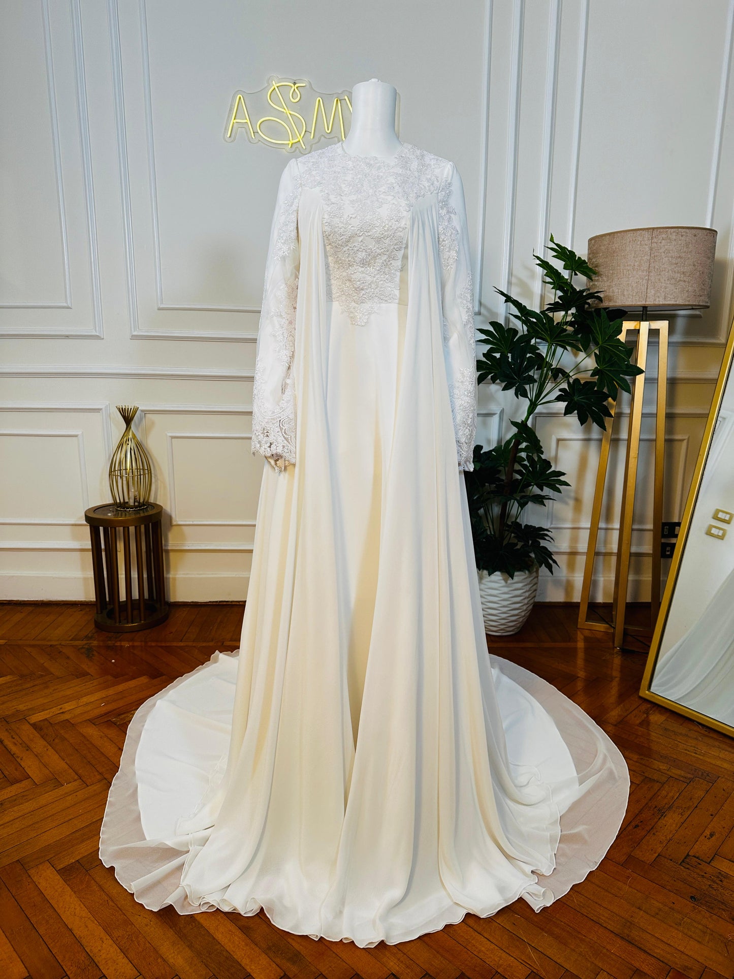 Off-white Bridal Chiffon Dress