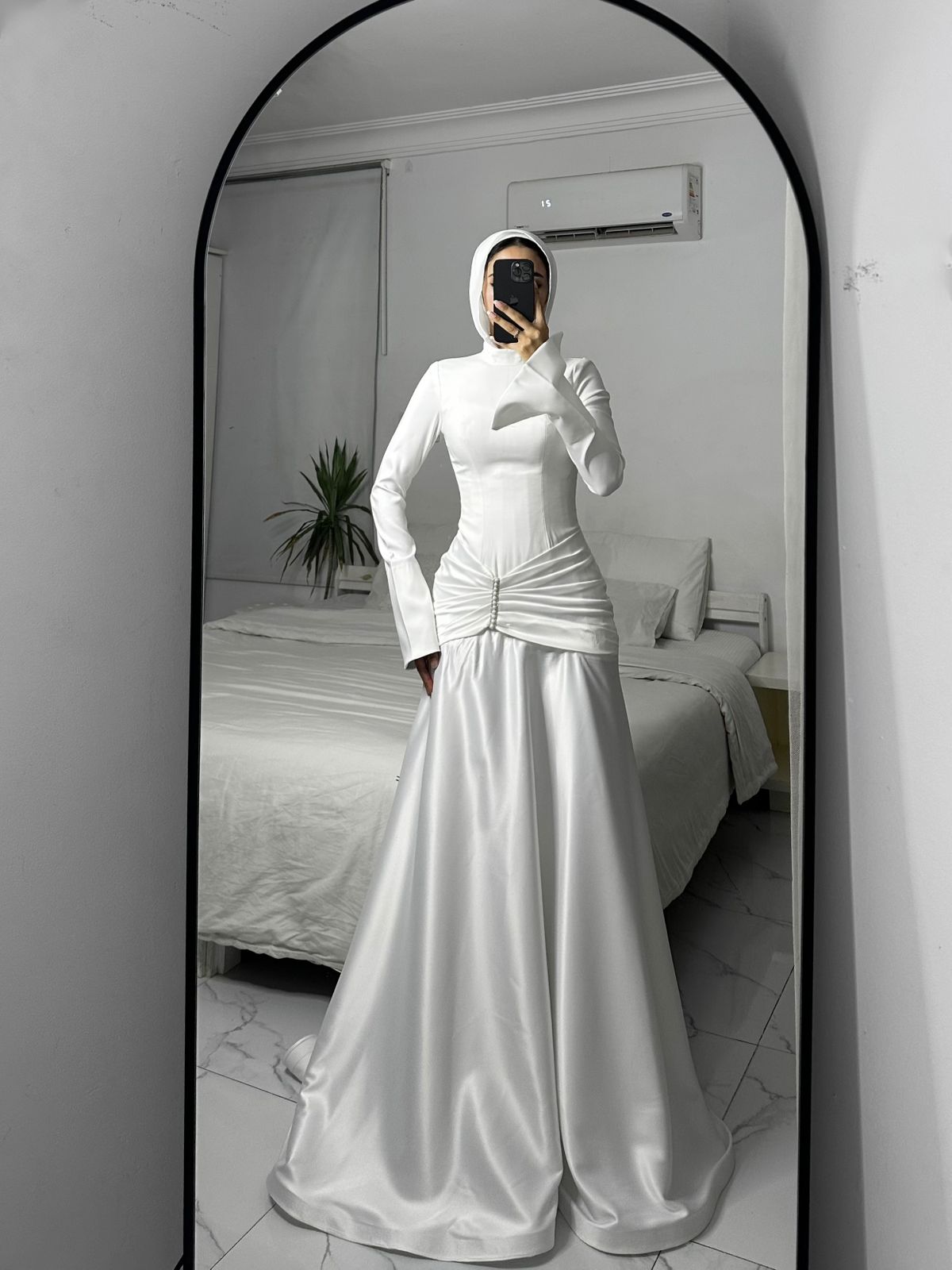 Off-white Mermaid Satin Dress with Draped Waist