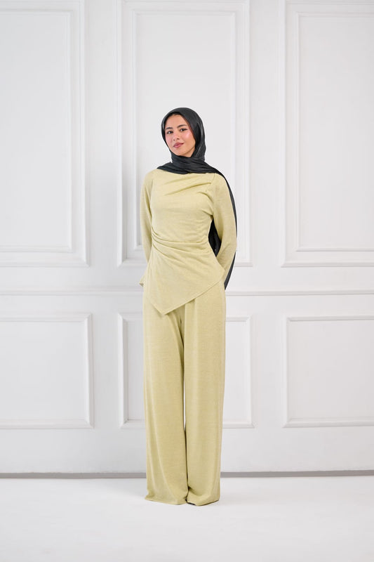 Defined Glow Soiree Set in Kiwi