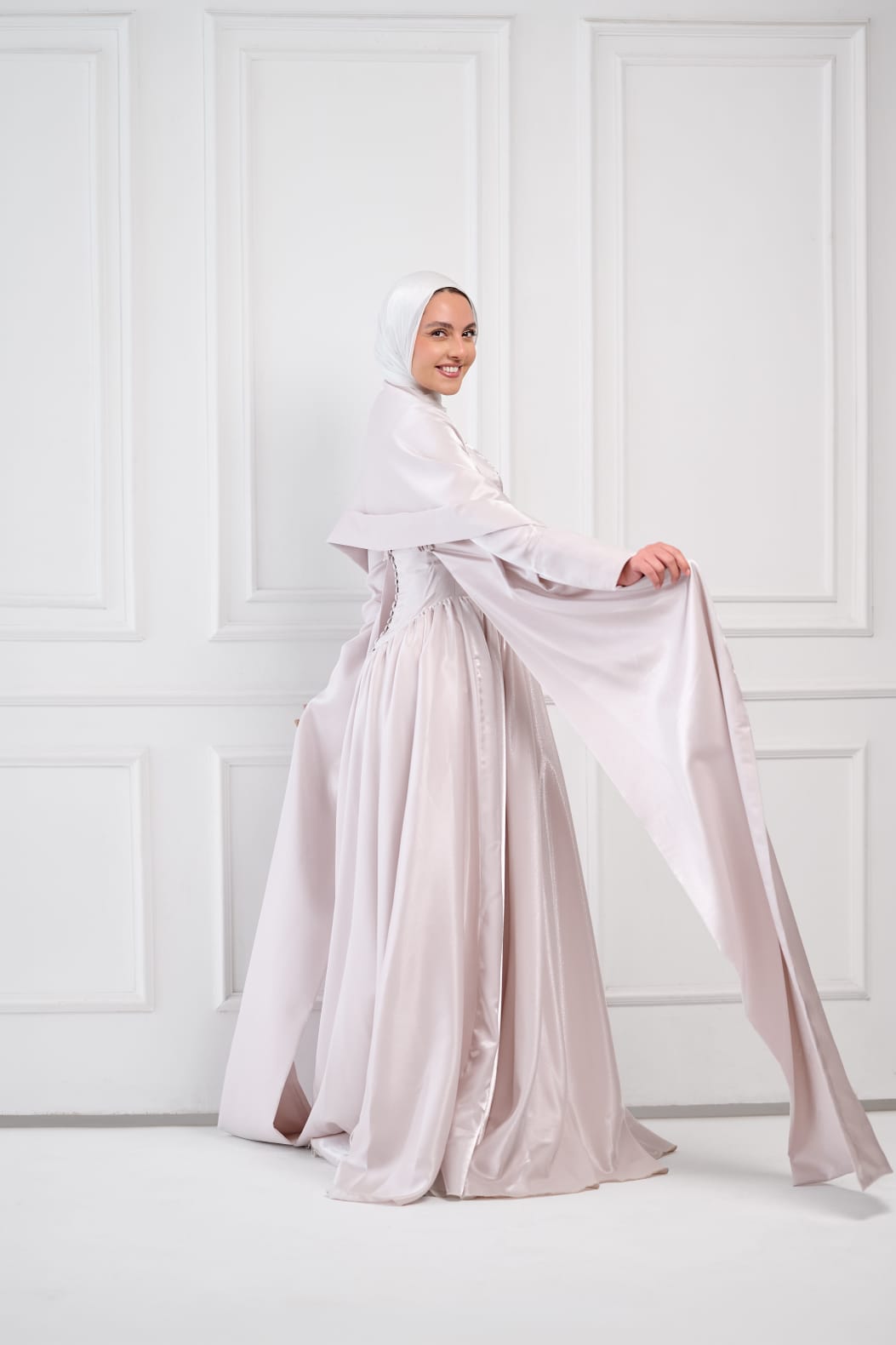 Flowing Grace Statement Sleeve Dress in Powder Pink