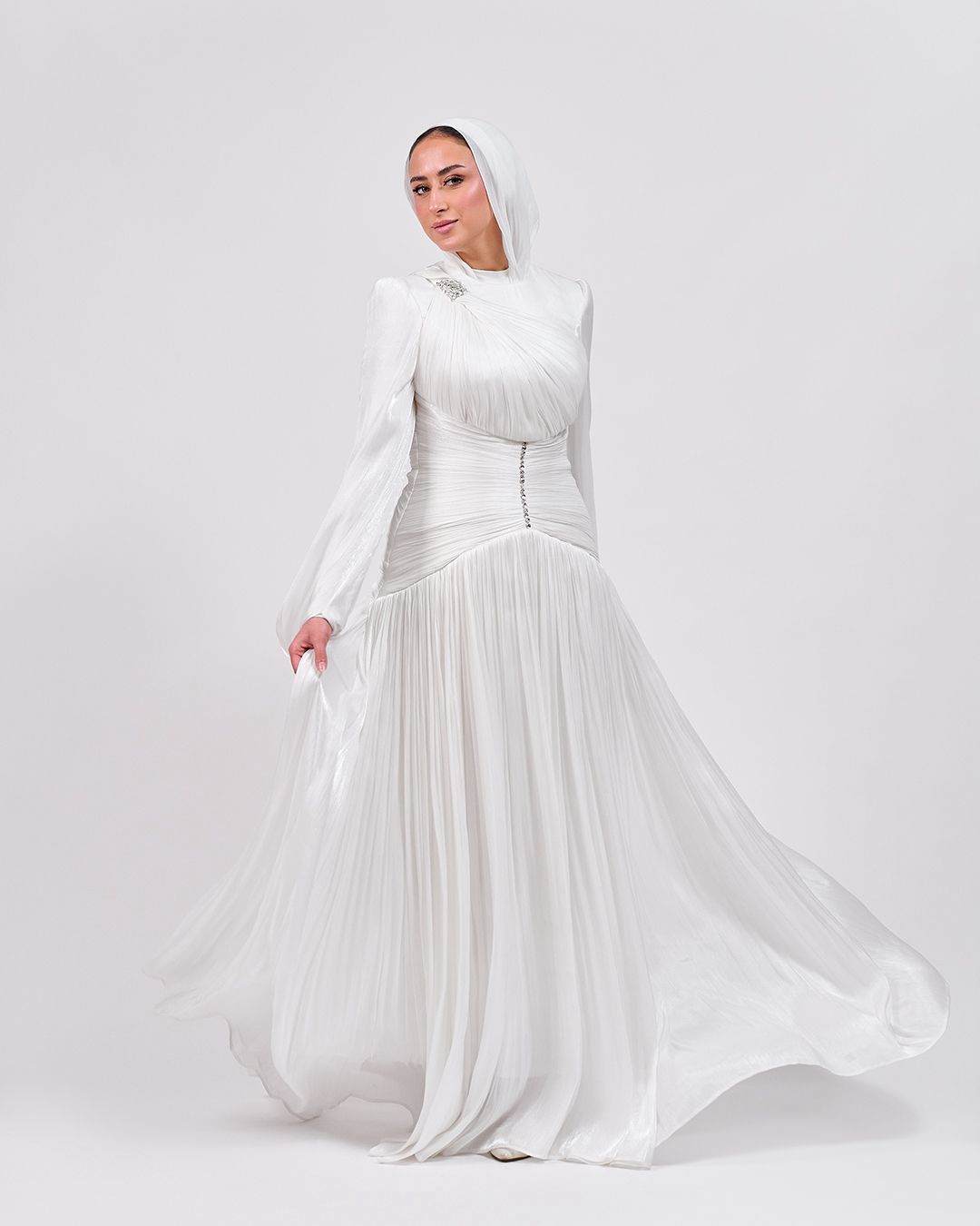 Shape & Flow Dress in Off White