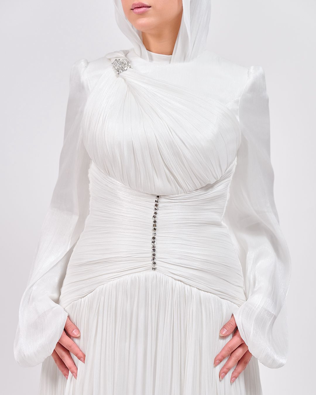 Shape & Flow Dress in Off White