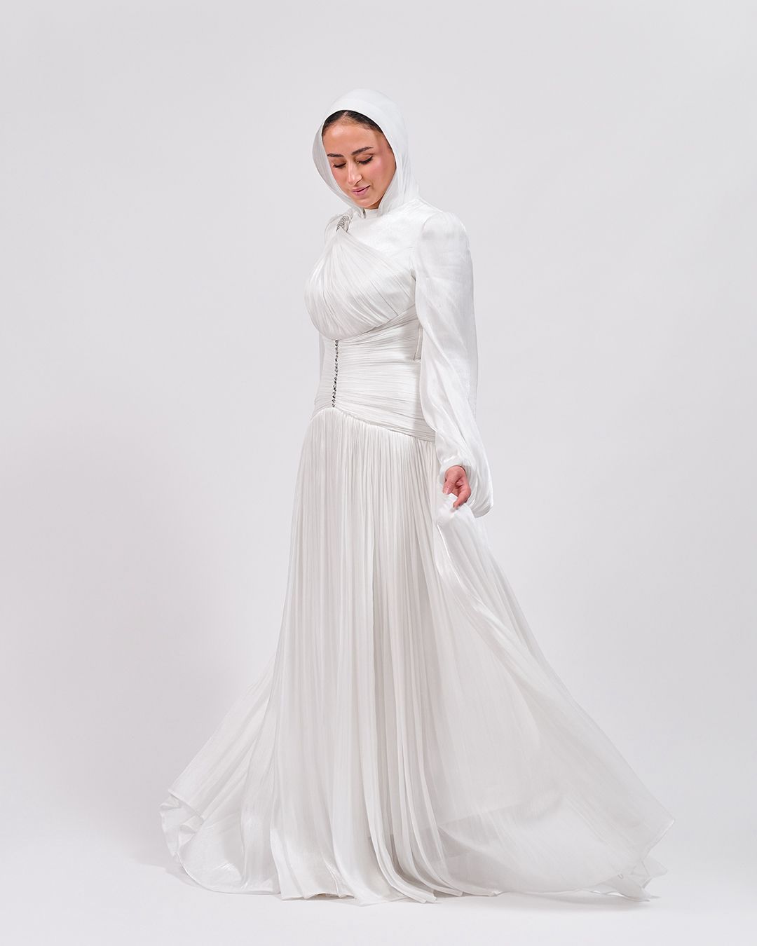 Shape & Flow Dress in Off White