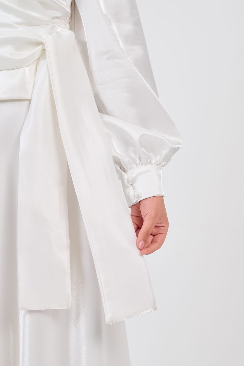 Shadow & Shine Soiree Wrap Set in Off-White